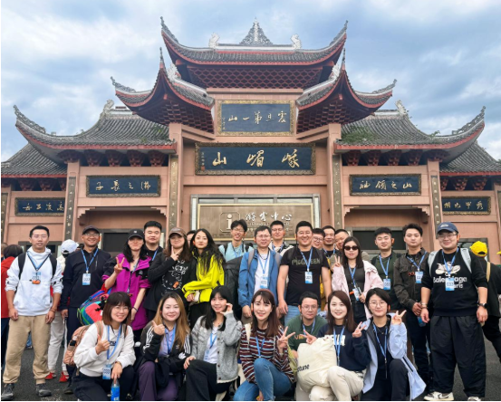 精彩良友｜凝心聚力攀高峰，攜手同行啟新程